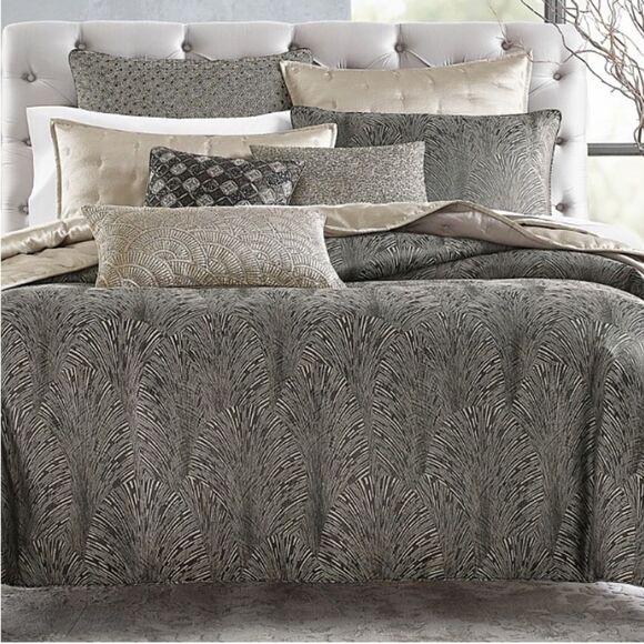 Hudson Park Other - Hudson Park Collection Black Deco Fan Full/Queen Classic Bedskirt